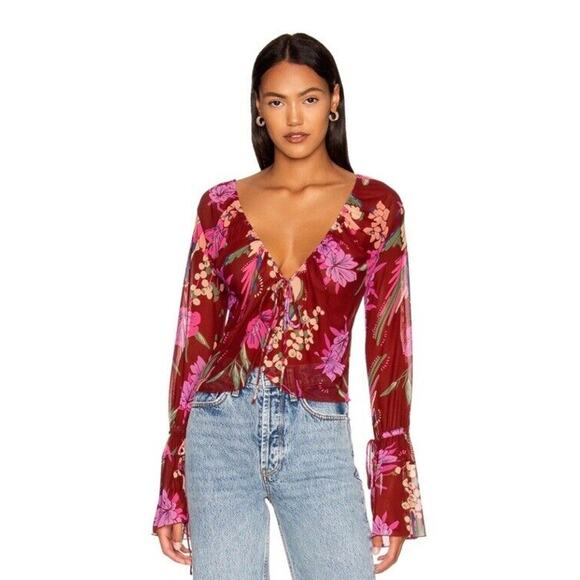 Free People Piece of Paradise Bell Sleeve Floral Mesh V-Neck Blouse Large New e3 - Picture 2 of 15